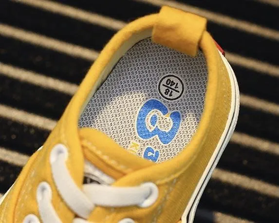 Bruce Solid Color Low Top Kids Canvas Shoes