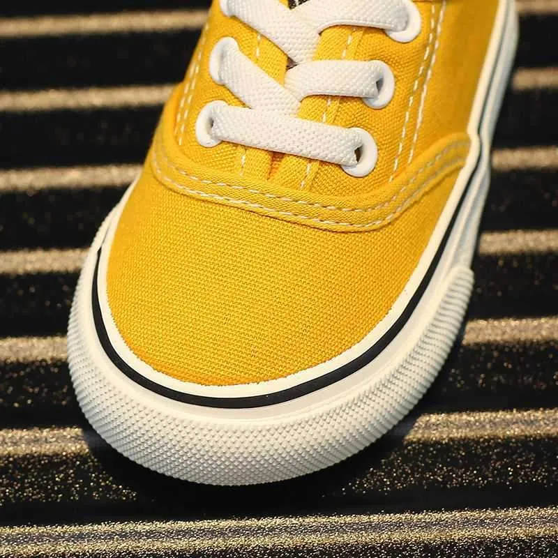 Bruce Solid Color Low Top Kids Canvas Shoes