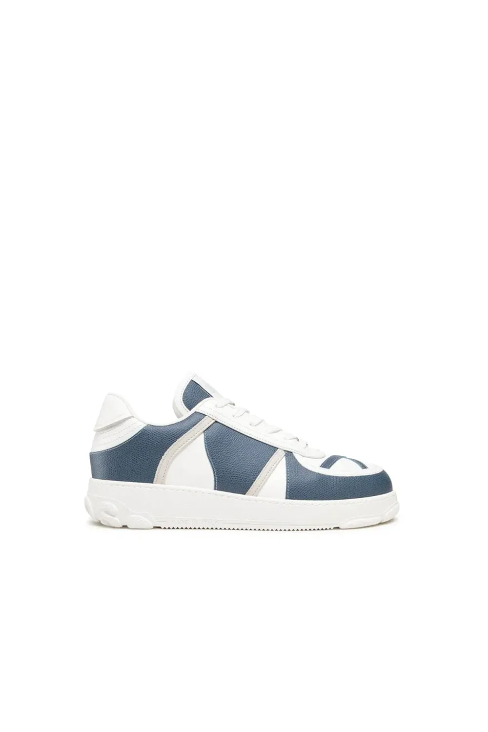 GCDS low-top lace-up sneakers