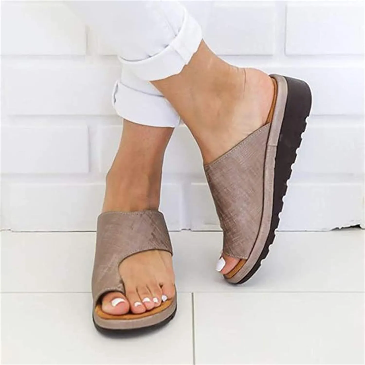 Ladmiple Orthopedic Sandals for Women Comfortable Slippers with Arch Support Anti-Slip Breathable Sandal Beach Flip Flop
