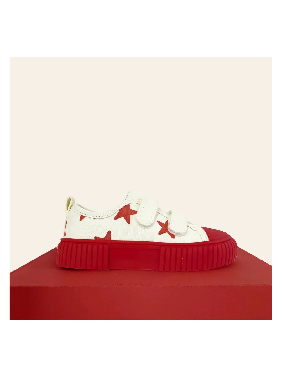 Limited Edition Low Top Sneaker Red Star