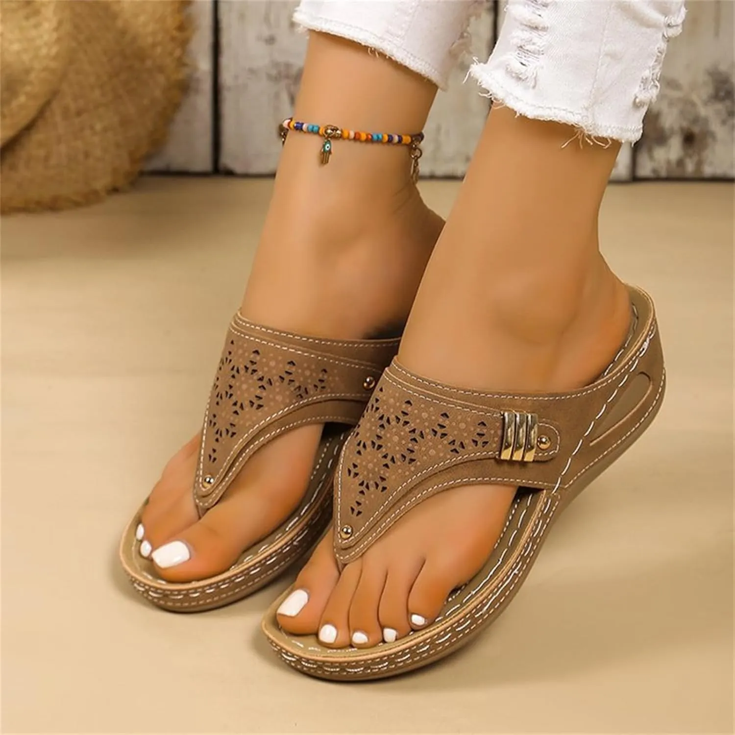 Sandals Women Dressy Summer Flat Cute Casual Beach Shoes Orthotic Slides Comfortable Orthopedic Thong Flip Flops 2025