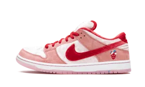 SB Dunk Low StrangeLove