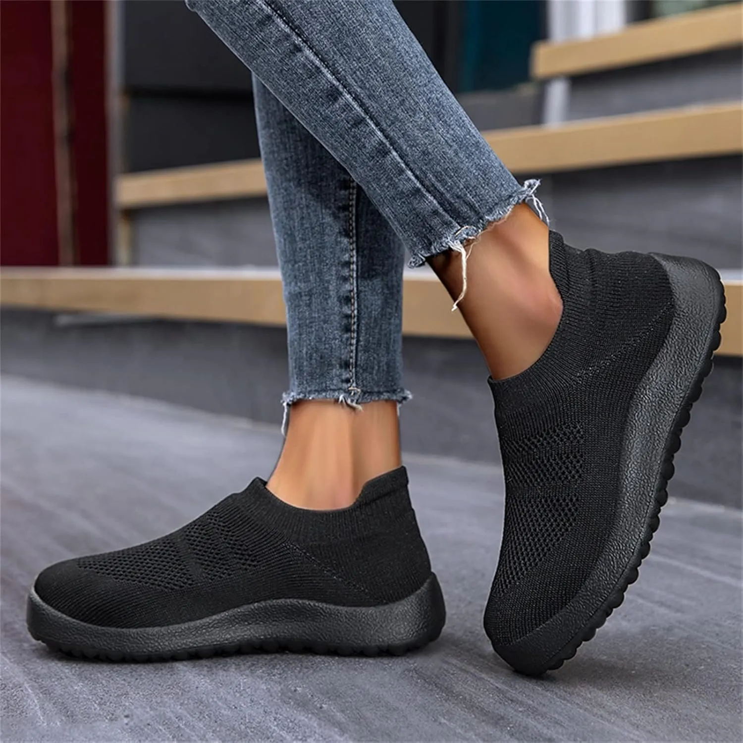 Women's Fashion Sneaker Non Slip Breathable Lightweight Comfortable Lace Up Black Running Shoes Loafers with Arch Support for Women White Leather Sneakers